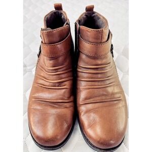 Avani Buckeye Ankle Boots Women 8.5W Almond Brown Good Ruched Leather Zip